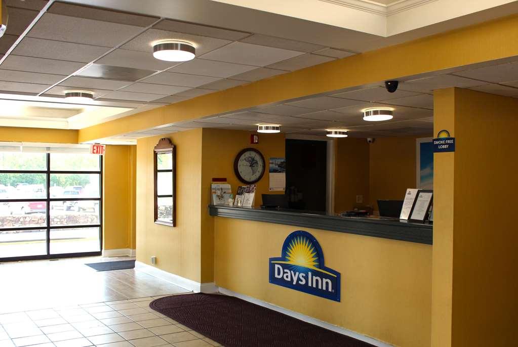 Days Inn By Wyndham Сейлем Інтер'єр фото